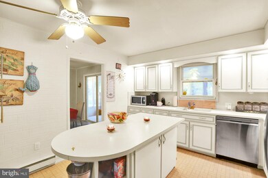 3720 Ricklyn Dr, Chambersburg, PA 17202 - photo 6