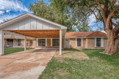 946 Fruitvale Dr, Houston, TX 77038 - photo 3