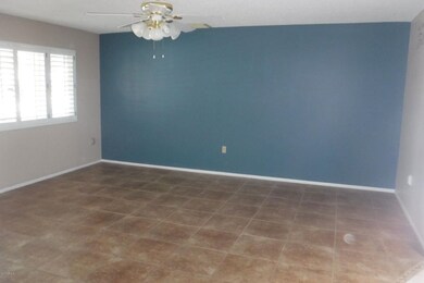 10344 W Caron Dr, Sun City, AZ 85351 - photo 5