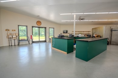 2461 Bodenham Rd, Pulaski, TN 38478 - photo 7