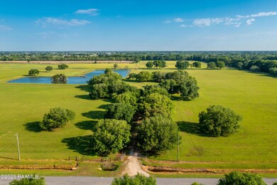 700 Blk Whitmore Rd, Scott, LA 70583 - photo 2