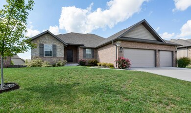 645 Maplewood Hills Dr, Nixa, MO 65714 - photo 2