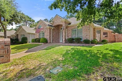 1149 1149 Garden Park Cir, Tyler, TX 75703 - photo 2