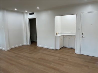 7824 Meadow Park Dr unit 201A, Dallas, TX 75230 - photo 4