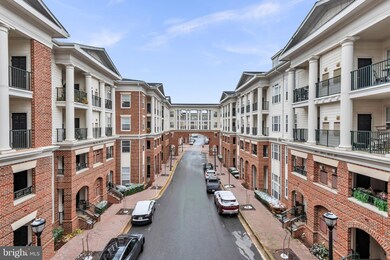 Colonnade at Kentlands unit 302, Gaithersburg, MD 20878 - photo 2