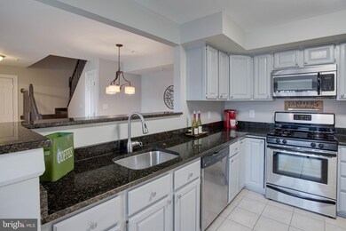 12233 Fairfield House Dr unit 213B, Fairfax, VA 22033 - photo 6