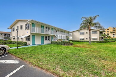 680 Horizons W unit 110, Boynton Beach, FL 33435 - photo 2