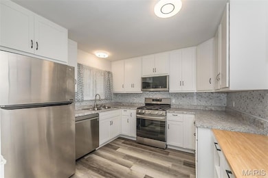 4114 Marseille Dr, Saint Louis, MO 63129 - photo 7