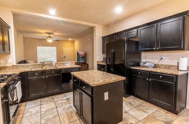 13550 Bradford St, Horizon City, TX 79928 - photo 4