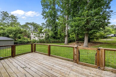 117 Beechtree Dr, Black Mountain, NC 28711 - photo 2