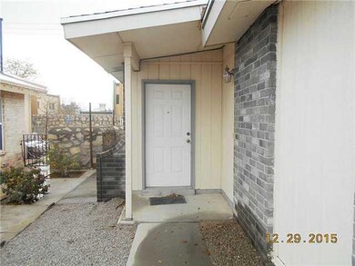 1032 Green Lilac Cir, El Paso, TX 79915 - photo 5