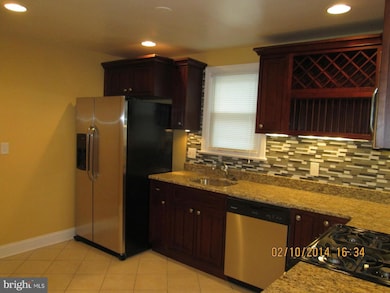 911 Mentor Ave, Capitol Heights, MD 20743 - photo 5