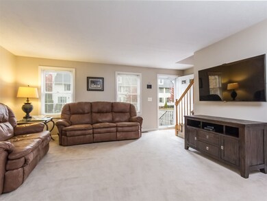 24 Wyndmere Dr, Londonderry, NH 03053 - photo 7