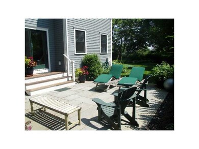 Patio/Deck. Sunny Patio