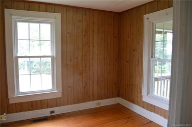 619 Durham Ave, Statesville, NC 28677 - photo 6