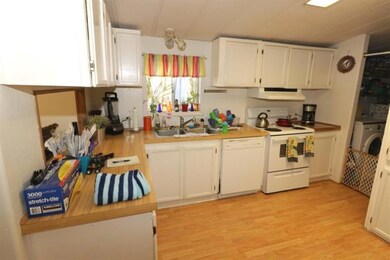 354 Ewe Creek Rd, Grants Pass, OR 97526 - photo 4