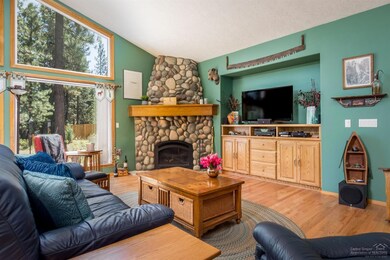 16935 Covina Rd, Bend, OR 97707 - photo 2