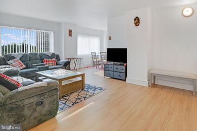 1111 University Blvd W, Silver Spring, MD 20902 - photo 5