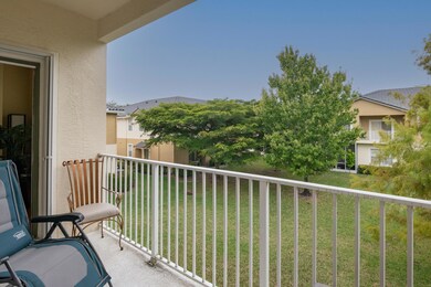 1600 SE Sheffield Terrace unit 201, Stuart, FL 34994 - photo 5