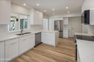 7727 E Valley View Rd, Scottsdale, AZ 85250 - photo 5