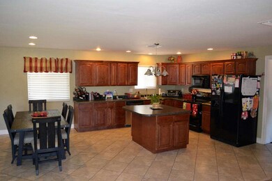 Kitchen 4