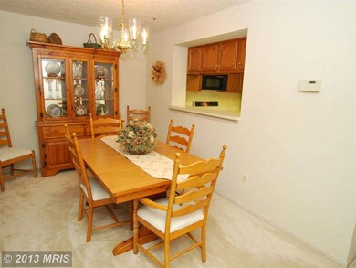 20528 Lowfield Dr, Germantown, MD 20874 - photo 7