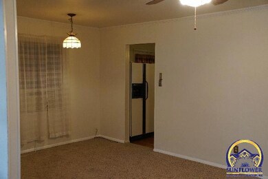 2523 SW 23rd St, Topeka, KS 66611 - photo 3