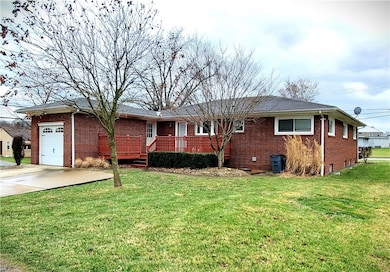 1301 Sampson St, Conway, PA 15027 - photo 4