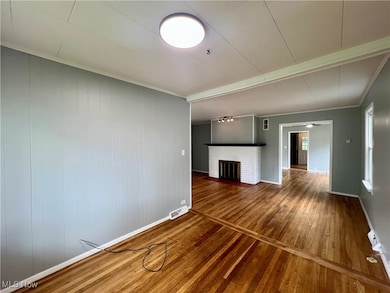 493 E 331st St, Eastlake, OH 44095 - photo 5