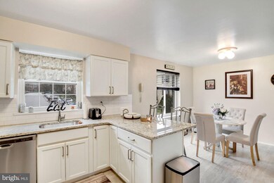 10749 Bridlerein Terrace, Columbia, MD 21044 - photo 4