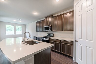 31948 Nobel Grove Ln, Conroe, TX 77385 - photo 4