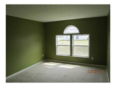 3254 Kady Ln, Columbus, OH 43232 - photo 2