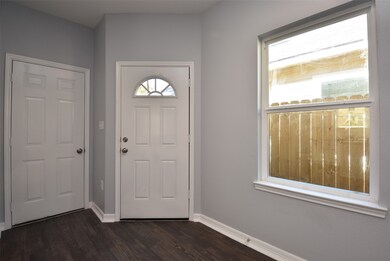 6522 Shotwell St, Houston, TX 77028 - photo 4