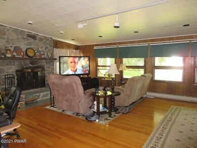 131 Overlook Dr, Hawley, PA 18428 - photo 3