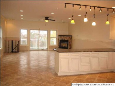 85 Woodland Ave, Staten Island, NY 10308 - photo 7