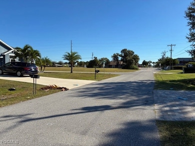 23 SW 20th St, Cape Coral, FL 33991 - photo 4