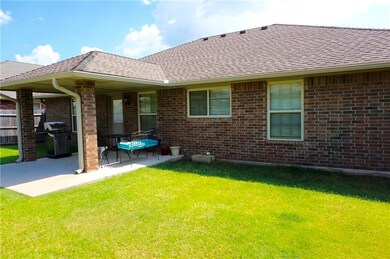 Covered patio with extended concrete