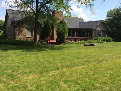 3341 W Ravenfield Blvd, Greenfield, IN 46140 - photo 2