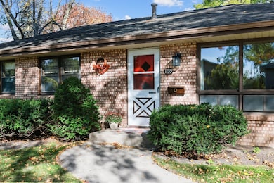 1139 Autumn St, Saint Paul, MN 55113 - photo 3