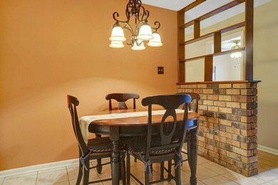 Breakfast Room
