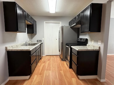 4110 Faith Rd unit Apartment 7, Wichita Falls, TX 76308 - photo 6