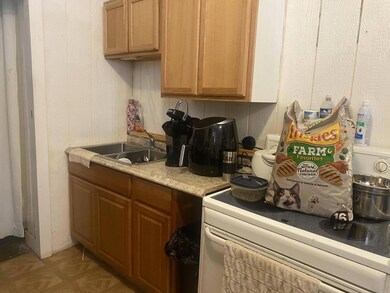 737 kitchen