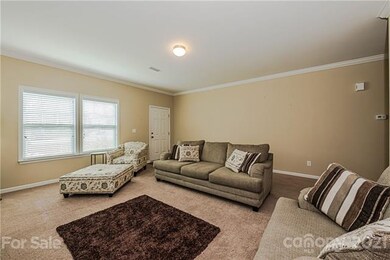 1131 Valley St, Statesville, NC 28677 - photo 5