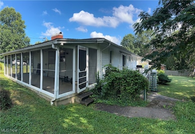 204 Coventry Rd, Marietta, OH 45750 - photo 3