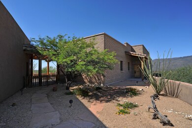 Detached 2 car garage and covered patio