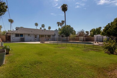 1254 E Malibu Dr-15