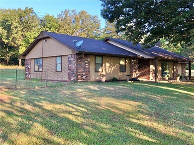 10 Vera Ln, Shawnee, OK 74801 - photo 2