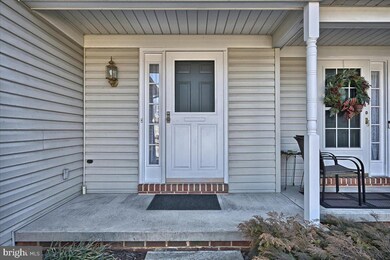 4002 Parkside Ct, Mount Joy, PA 17552 - photo 2