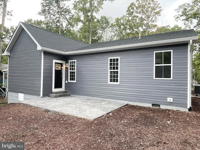 313 Edgehill Dr, Locust Grove, VA 22508 - photo 3