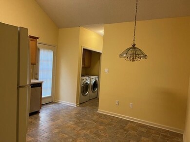 596 W Ashley Glen Cir, Cordova, TN 38018 - photo 3